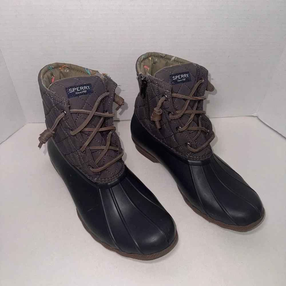 Sperry women saltwater
